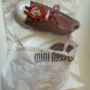 Mini Melissa Pink Sneakers for a Stylish Look